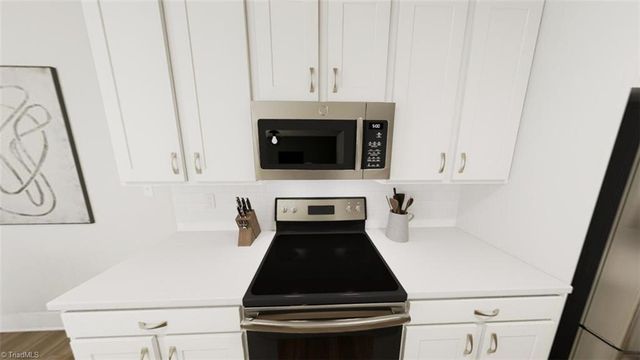 9205 Stoney River Lane, Kernersville, NC 27284