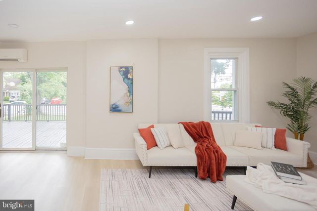 139 W WALNUT ST, North Wales, PA 19454