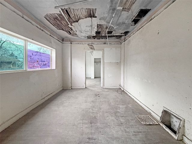 1105 Euclid Avenue, Des Moines, IA 50313