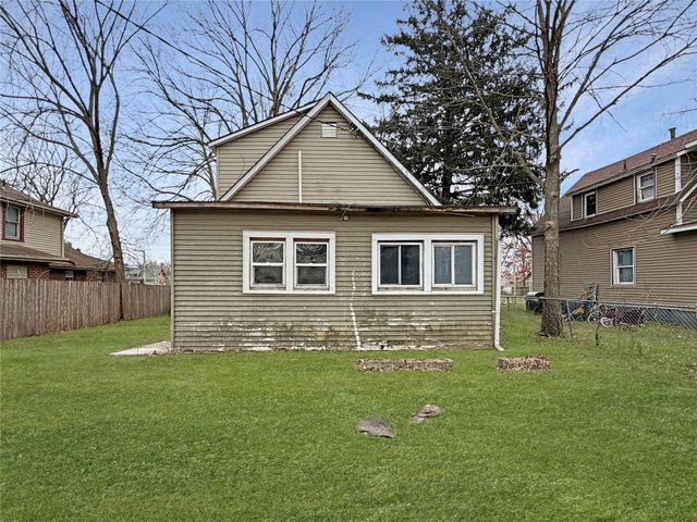 1105 Euclid Avenue, Des Moines, IA 50313