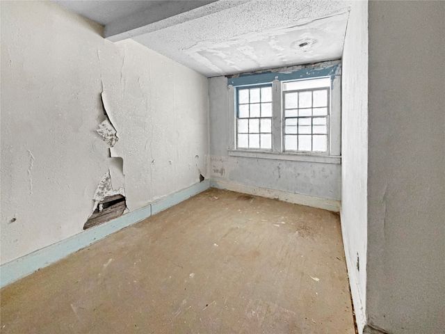 1105 Euclid Avenue, Des Moines, IA 50313