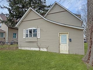 1105 Euclid Avenue, Des Moines, IA 50313