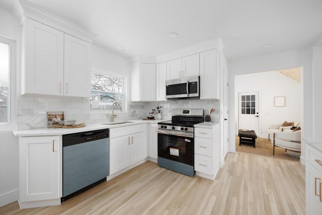 1914 Elmwood Avenue, Columbus, OH 43212