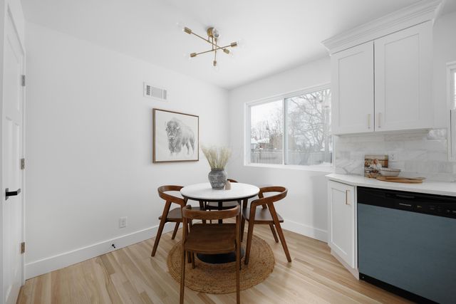 1914 Elmwood Avenue, Columbus, OH 43212