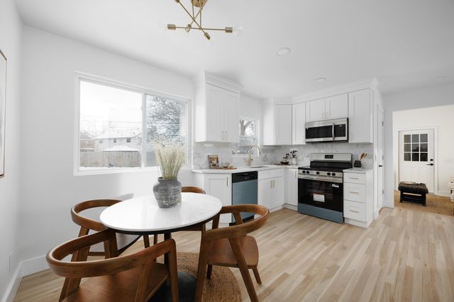 1914 Elmwood Avenue, Columbus, OH 43212