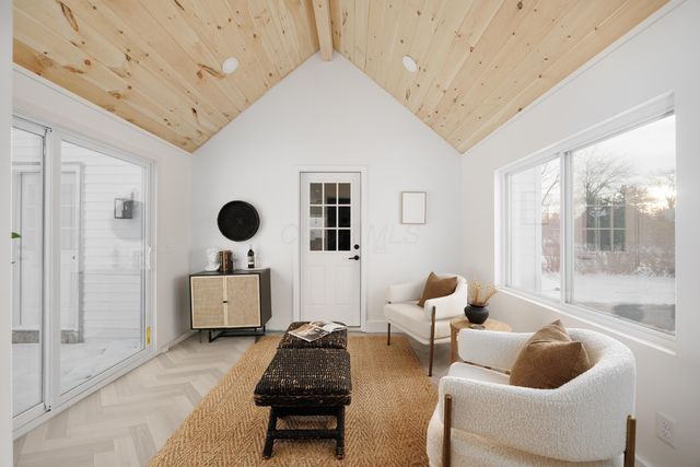 1914 Elmwood Avenue, Columbus, OH 43212