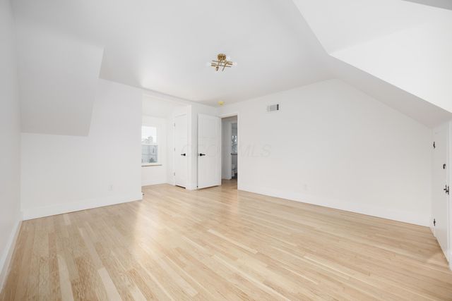 1914 Elmwood Avenue, Columbus, OH 43212