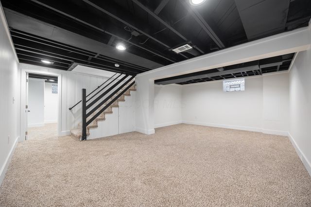 1914 Elmwood Avenue, Columbus, OH 43212