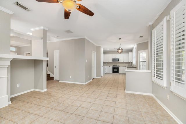 81 N Apple Springs Circle, The Woodlands, TX 77382