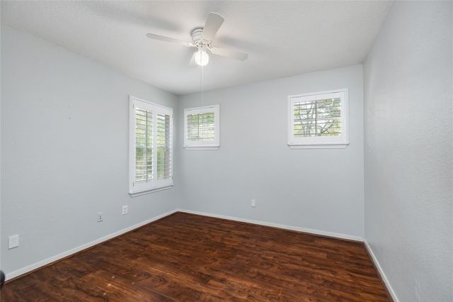 81 N Apple Springs Circle, The Woodlands, TX 77382