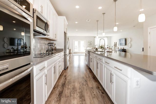 20523 MILBRIDGE TER, Ashburn, VA 20147