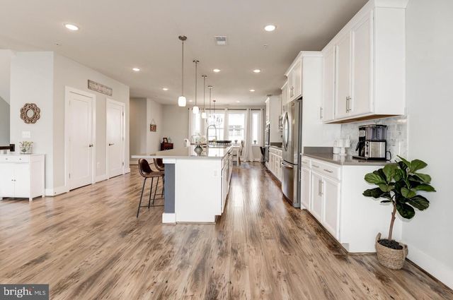 20523 MILBRIDGE TER, Ashburn, VA 20147