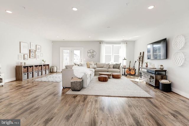 20523 MILBRIDGE TER, Ashburn, VA 20147