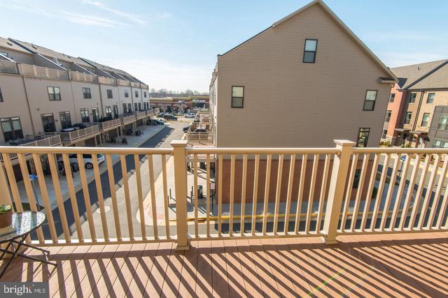 20523 MILBRIDGE TER, Ashburn, VA 20147