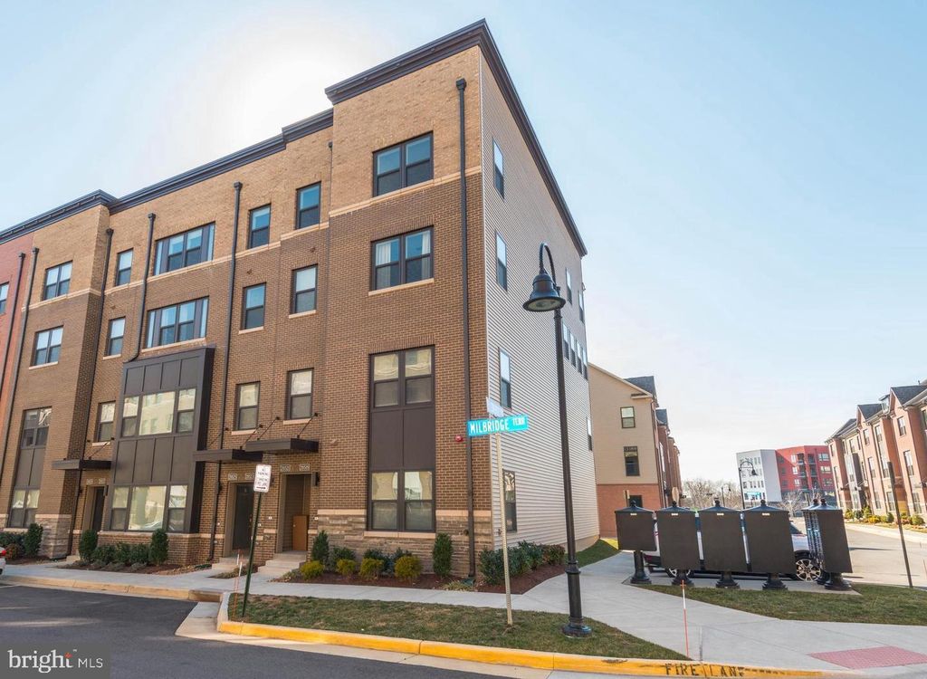 20523 MILBRIDGE TER, Ashburn, VA 20147
