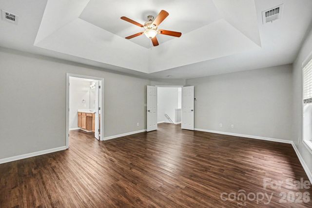 9839 Jeanette Circle, Charlotte, NC 28213