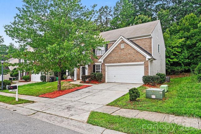 9839 Jeanette Circle, Charlotte, NC 28213