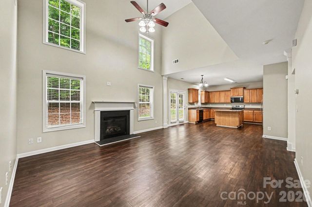 9839 Jeanette Circle, Charlotte, NC 28213
