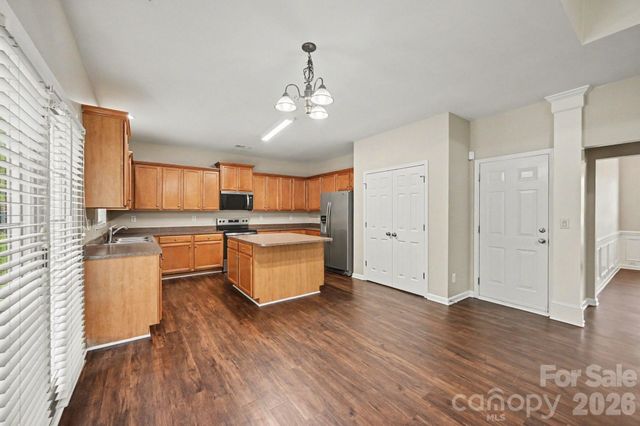 9839 Jeanette Circle, Charlotte, NC 28213