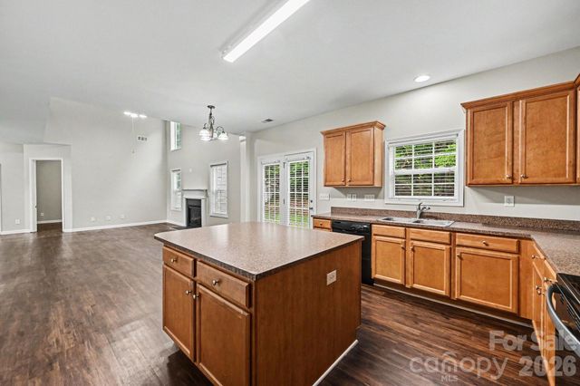 9839 Jeanette Circle, Charlotte, NC 28213