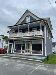 143 Main Street, Cambridge, VT 05464