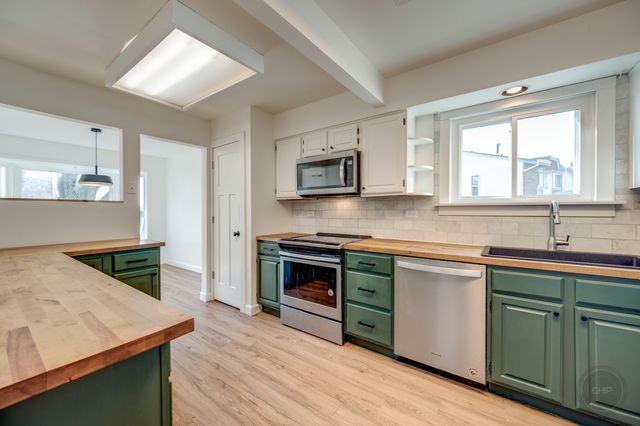 187 Roberts Road 187, Bolingbrook, IL 60440