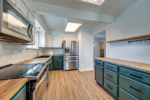 187 Roberts Road 187, Bolingbrook, IL 60440