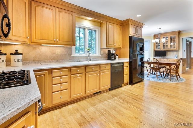 1813 Locust Hill Rd, Henrico, VA 23238