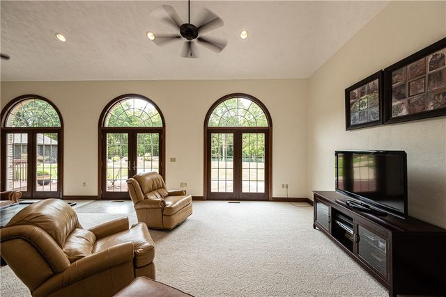 1801 Freeport, North Buffalo Twp, PA 16201