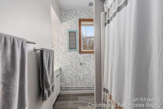 12720 Russell Drive, Wayland, MI 49348