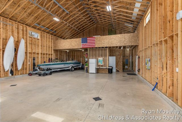 12720 Russell Drive, Wayland, MI 49348