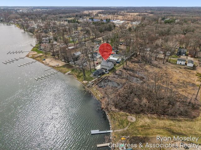 12720 Russell Drive, Wayland, MI 49348