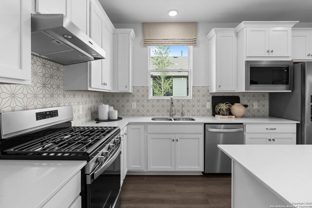 2091 Green Ash Ave, New Braunfels, TX 78132