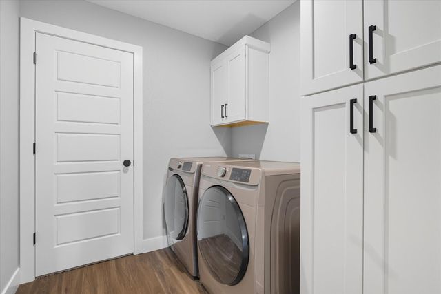 25 N LUNA LN, Columbia, MO 65201