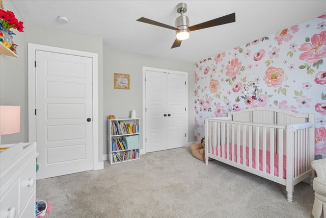 25 N LUNA LN, Columbia, MO 65201