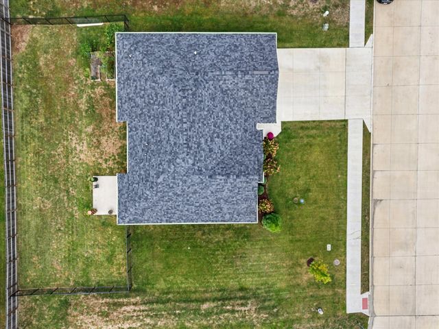 25 N LUNA LN, Columbia, MO 65201