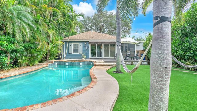 1313 NE 3rd St, Fort Lauderdale, FL 33301