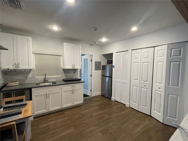 1313 NE 3rd St, Fort Lauderdale, FL 33301