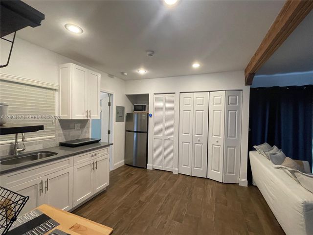 1313 NE 3rd St, Fort Lauderdale, FL 33301