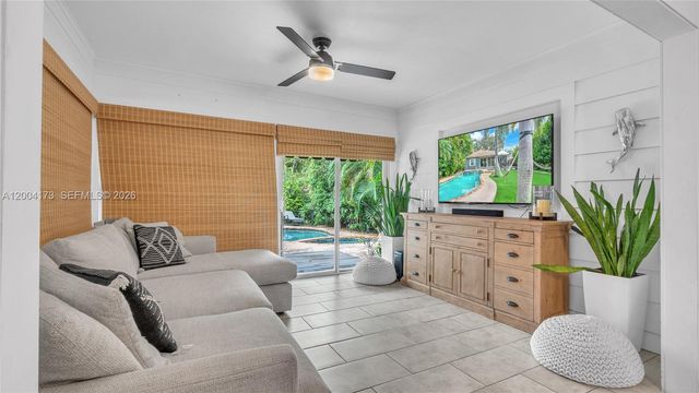 1313 NE 3rd St, Fort Lauderdale, FL 33301