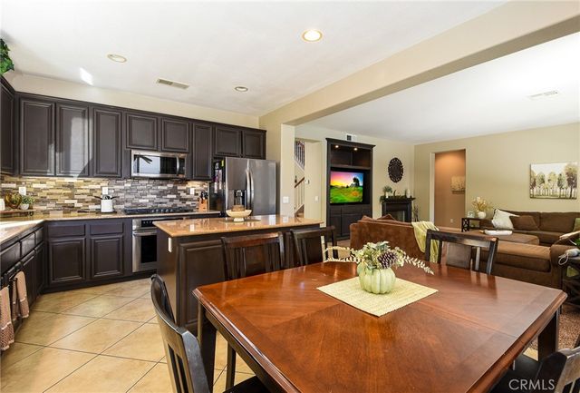 34466 Waltham Place, Winchester, CA 92596