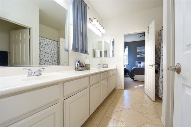 34466 Waltham Place, Winchester, CA 92596