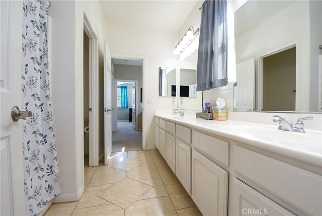 34466 Waltham Place, Winchester, CA 92596
