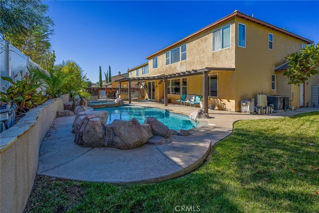 34466 Waltham Place, Winchester, CA 92596