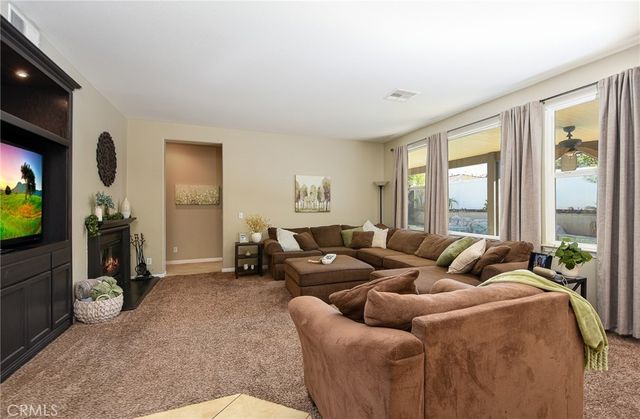 34466 Waltham Place, Winchester, CA 92596