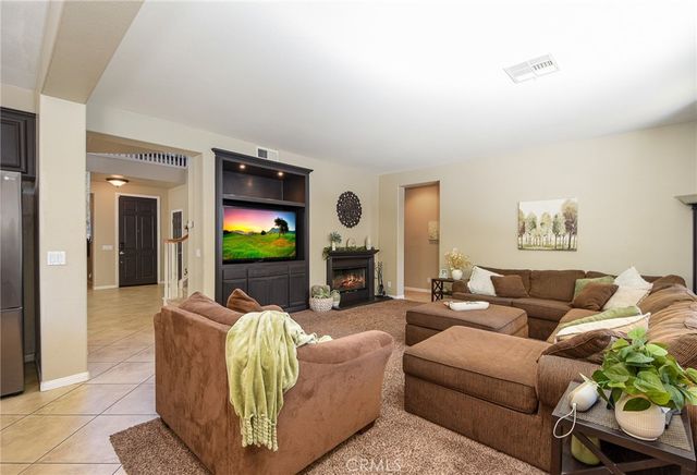 34466 Waltham Place, Winchester, CA 92596