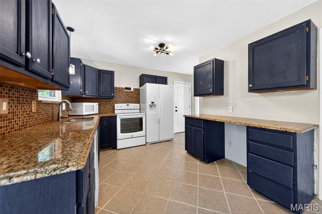 5418 Oakcrest Drive, Imperial, MO 63052