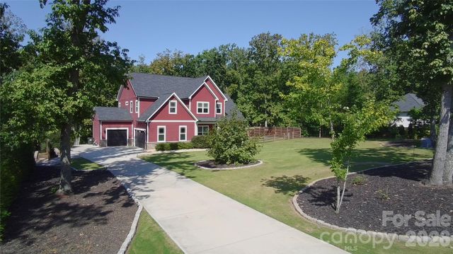 555 Shepherd Lane, Clover, SC 29710