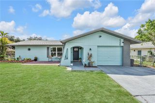 1346 Torreya CIR, North Fort Myers, FL 33917