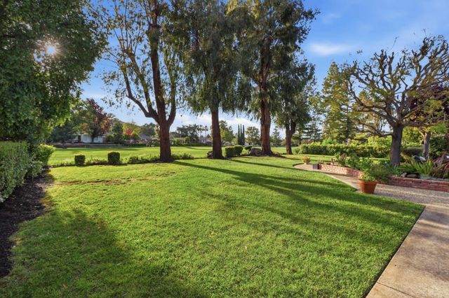 6613 Crystal Springs Drive, San Jose, CA 95120